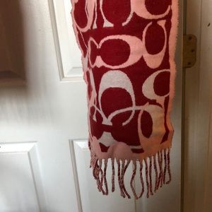 Coach berry and white signature scarf NWOT
